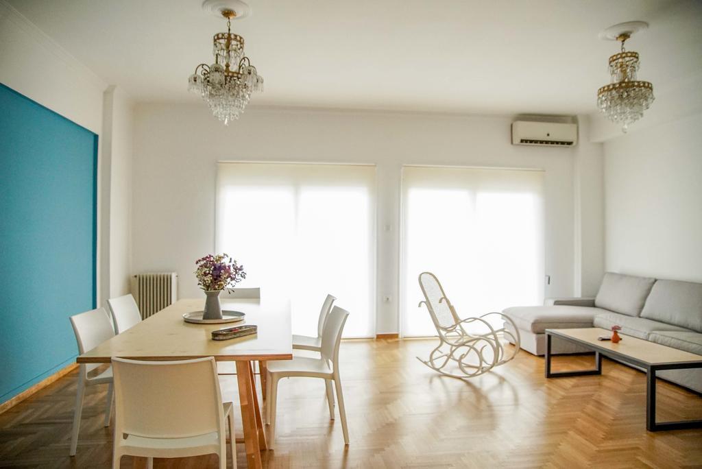 Athenian Blue - Family Apt 5' Minutes From Acropolis Museum Ngoại thất bức ảnh